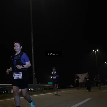 Runner Photo 7350203