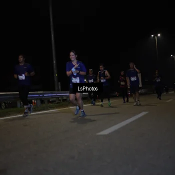 Runner Photo 7350211