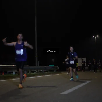 Runner Photo 7350213