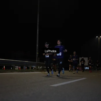 Runner Photo 7350274
