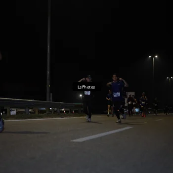 Runner Photo 7350282