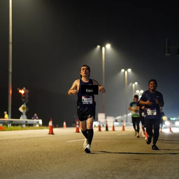 Runner Photo 7350285