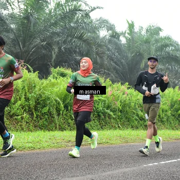 Runner Photo 7350307