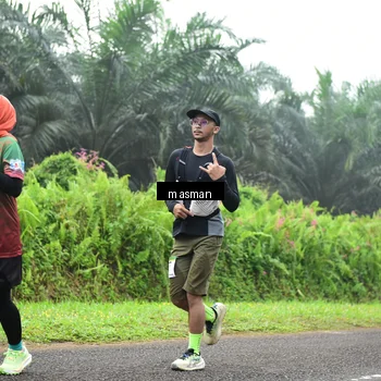 Runner Photo 7350310