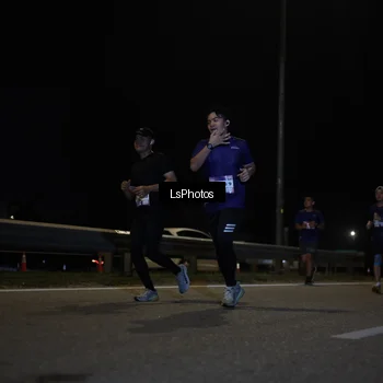 Runner Photo 7350333