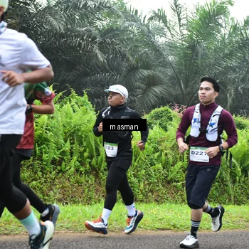 Runner Photo 7350336