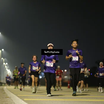 Runner Photo 7350354