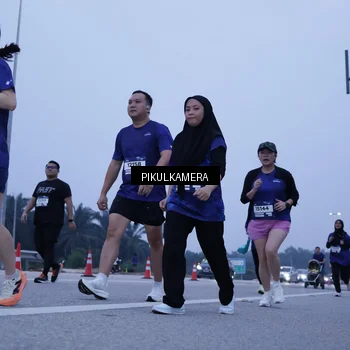 Runner Photo 7350377