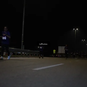 Runner Photo 7350389