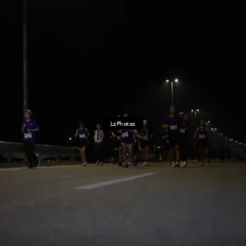 Runner Photo 7350403