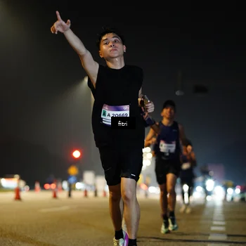 Runner Photo 7350405