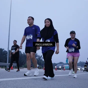 Runner Photo 7350406