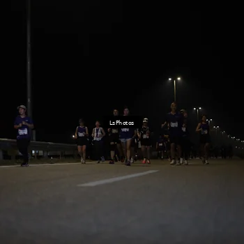 Runner Photo 7350416