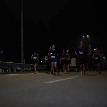 Runner Photo 7350420