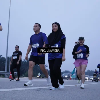 Runner Photo 7350426