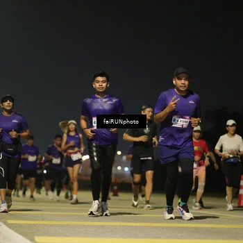 Runner Photo 7350432