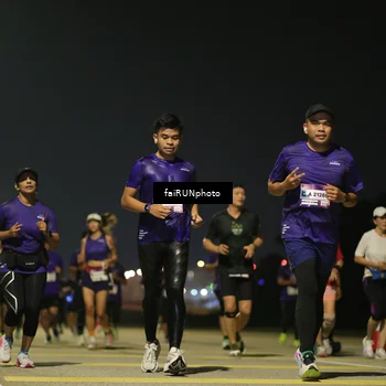 Runner Photo 7350444