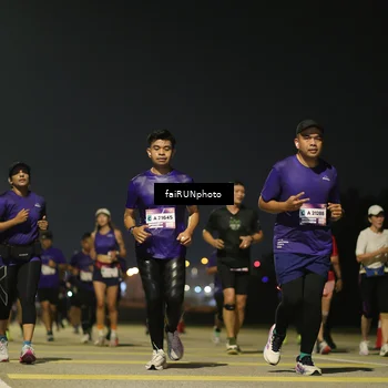 Runner Photo 7350454