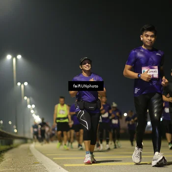 Runner Photo 7350462