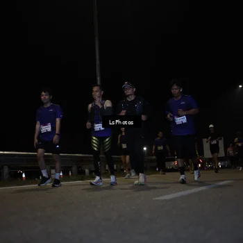 Runner Photo 7350483