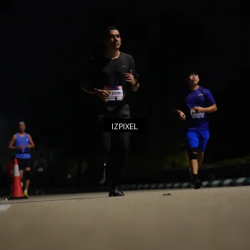Runner Photo 7350491