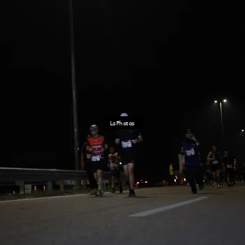 Runner Photo 7350492