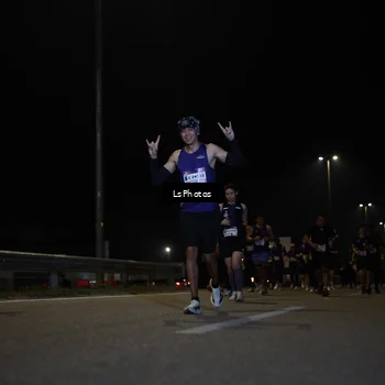 Runner Photo 7350523