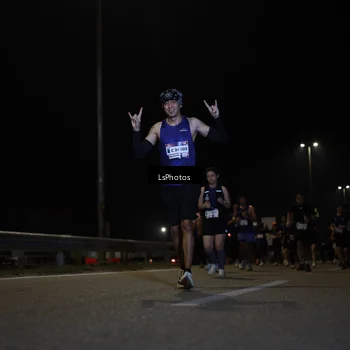 Runner Photo 7350537