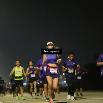 Runner Photo 7350546