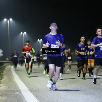 Runner Photo 7350563