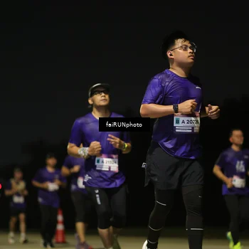 Runner Photo 7350596