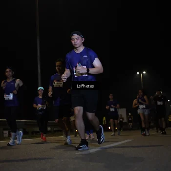 Runner Photo 7350602