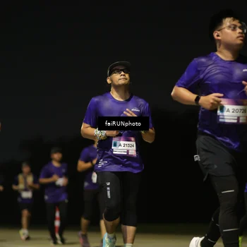 Runner Photo 7350610