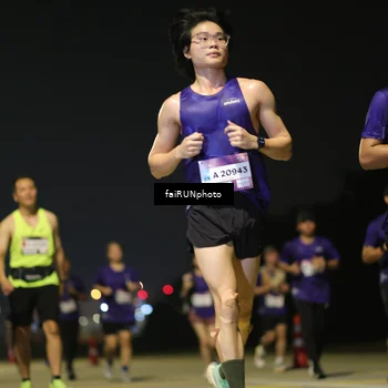 Runner Photo 7350621