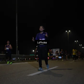 Runner Photo 7350623