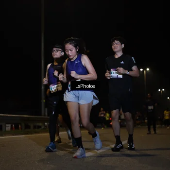 Runner Photo 7350632