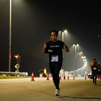 Runner Photo 7350647
