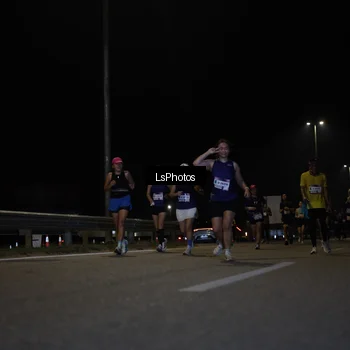 Runner Photo 7350652