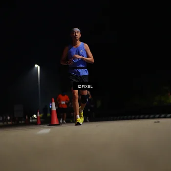 Runner Photo 7350656