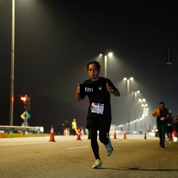Runner Photo 7350660
