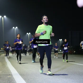 Runner Photo 7350665