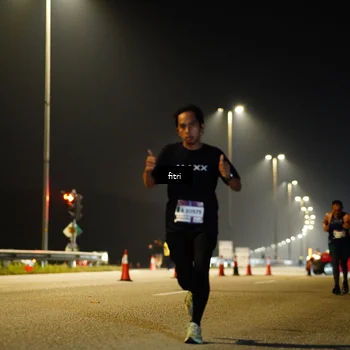 Runner Photo 7350683