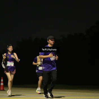 Runner Photo 7350687