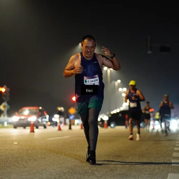 Runner Photo 7350701