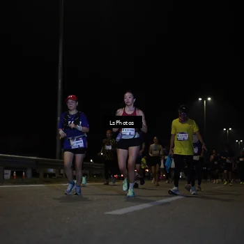 Runner Photo 7350704
