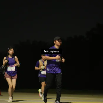 Runner Photo 7350708