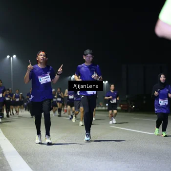 Runner Photo 7350711