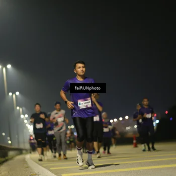 Runner Photo 7350716
