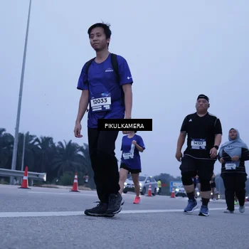 Runner Photo 7350721