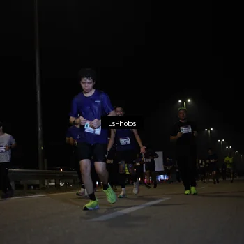 Runner Photo 7350733